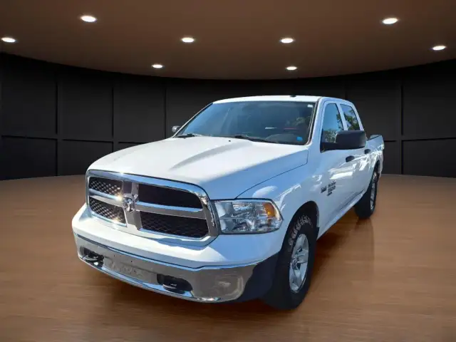 2023 RAM 1500 Classic SLT HEMI, 4x4, AMAZING PRICE CALL NOW!!