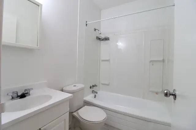 ONE MONTH FREE!!  2 Bedroom Sandy Hill, Downtown/Market/Ottawa U in Long Term Rentals in Ottawa - Image 5