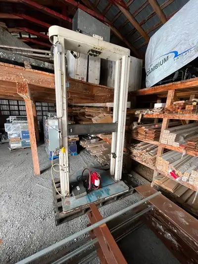 Presse en métal, View more