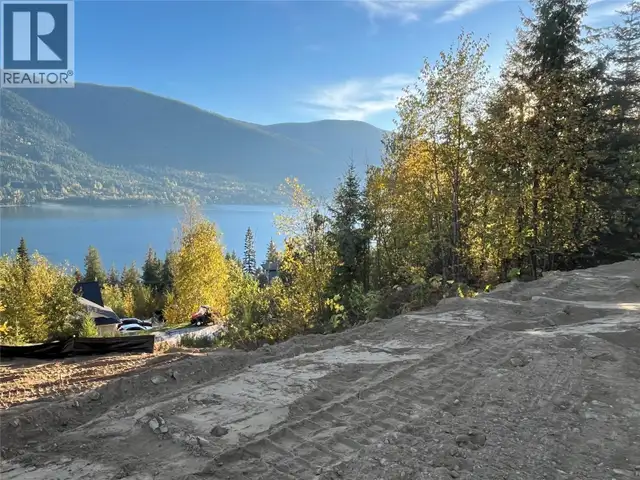 155 Lakeview Drive Nelson, British Columbia in Land for Sale in Nelson - Image 7