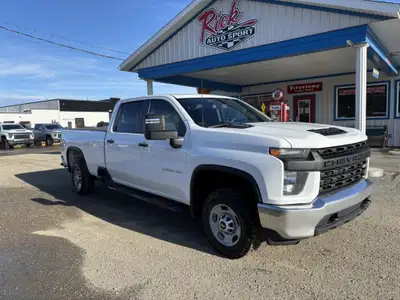 Très beau Chevrolet Silverado 2500 HD 2022 4x4 Duramax 76600 KMs seulement Moteur 6,6 litres Duramax...