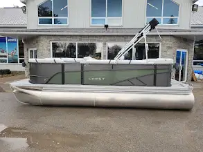 Welcome to Buckeye Marine 2024 Crest Crest Classic LX 200L . Engine: T60LB