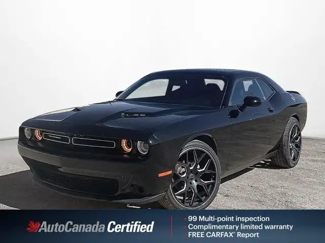 2023 Dodge Challenger SXT V6 Auto Sunroof Nav Heated Seats