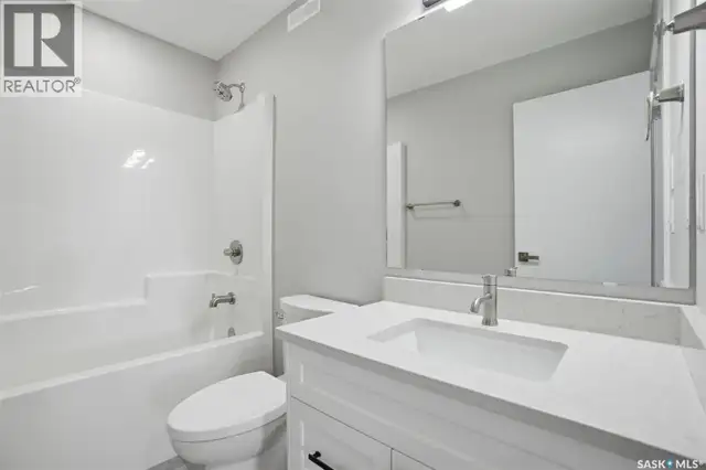 203 Sharma LANE Saskatoon, Saskatchewan in Houses for Sale in Saskatoon - Image 23