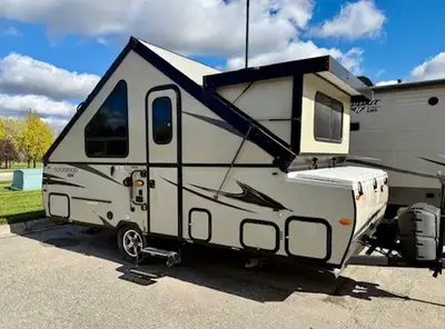 2019 Forest River Rockwood Hard Side Pop-Up Campers High Wall A213HWHard Side & Hard Side Wall Serie...