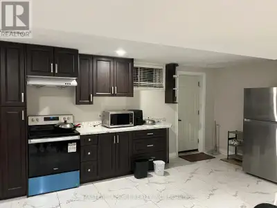 BASEMENT ONE ROOM - 6 PARTRIDGE LANE Toronto (L'Amoreaux), Ontar
