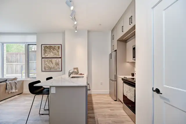 Contemporary urban living at The Shanley in Long Term Rentals in Kitchener / Waterloo - Image 28