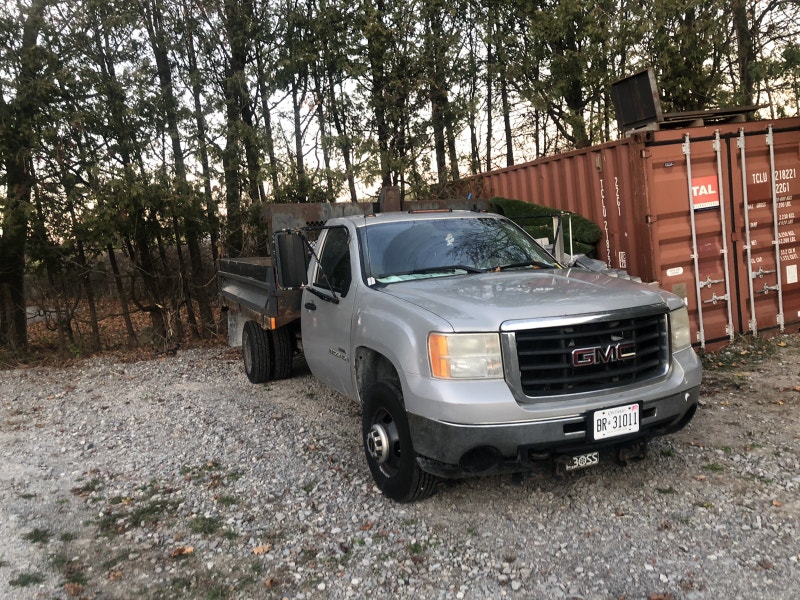 GMC 3500 DUALLY DIESEL 4x4 DUMP AND BOSS V PLOW FOR SALE 25,000