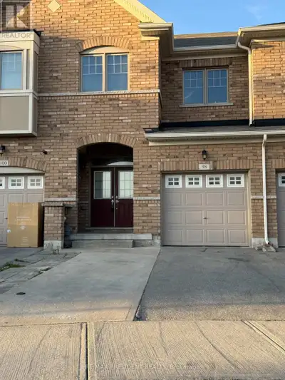 **Attention First-Time Home Buyers & Investors! Welcome to this spacious4+1 bedroom freehold townhou...