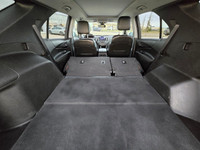 The 2019 Chevrolet Equinox Premier combines refined style, advanced technology, and everyday versati... (image 9)