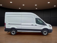 Price includes $1,000 finance credit. Price does not include fees or taxes. The 2024 Ford Transit Ca... (image 3)