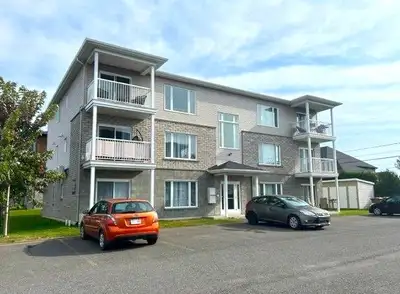 SUBERBE APPARTEMENT À LOUER, 4 1/2 À DRUMMONDVILLE PRÈS AUT. 20