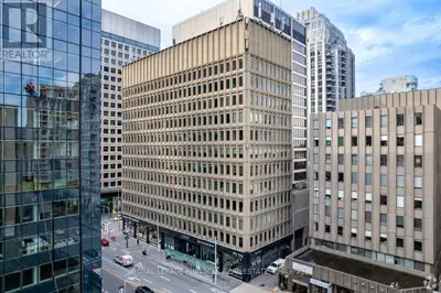 Fully furnished professional office available in the heart of downtown Toronto. Space caters to vari...