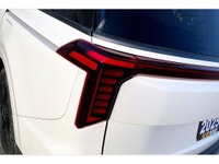 2025 Kia Carnival SX Plus Redefines what a modern family vehicle should be combining SUV-inspired st... (image 8)
