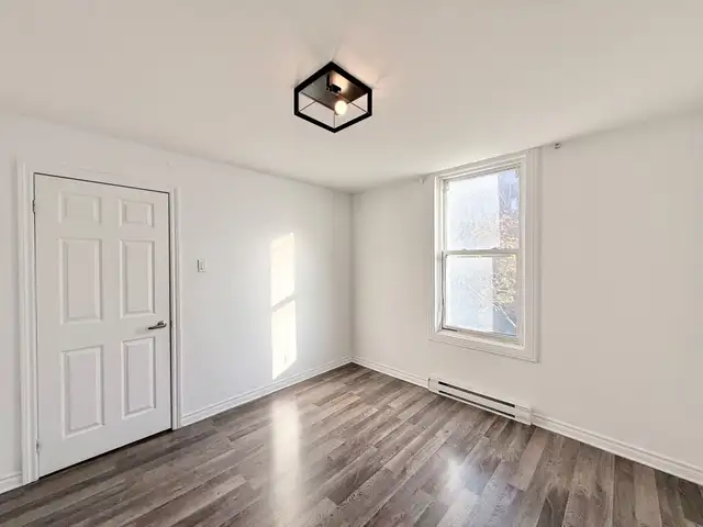 5.5 à Ville-Émard - Électros + WiFi inclus - 1er novembre! in Long Term Rentals in City of Montréal - Image 11