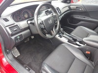 Automatic Transmission Honda Sensing Package Leather Trimmed Sport Seats Sunroof Heated Seats Back U... (image 8)
