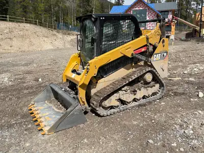 This item(s) are selling by Online Timed Auction Complete Dispersal for Prairie Pride Construction -...