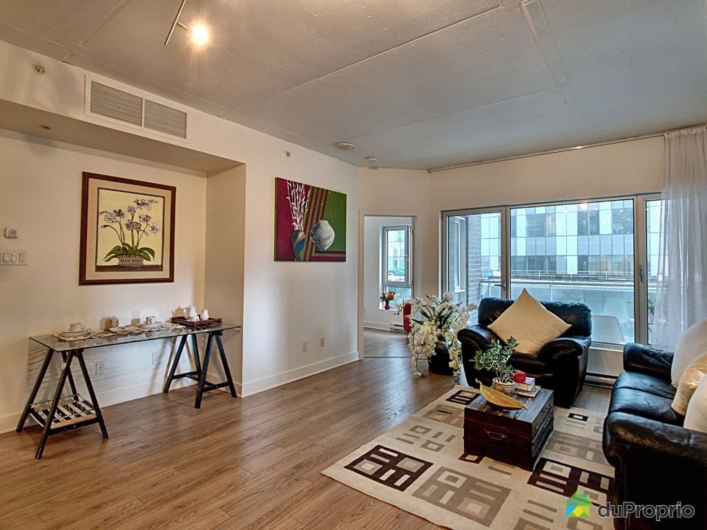 $418,000 - Condominium in Ville-Marie (downtown, old Mtl) — photo 1