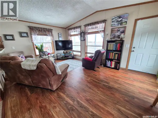 4425 Access ROAD Halbrite, Saskatchewan in Houses for Sale in Regina - Image 9