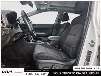 2021 Kia Sportage EX Recent Arrival! Ready for anything, from the streets of Calgary to the highways... (image 9)