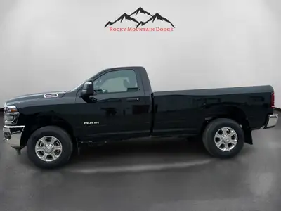 THIS NEW 2026 RAM 2500 REGULAR CAB COMES WITH A POWERFUL 6.4LV8 HEMI, BIGHORN OPTIONS GROUP, PREMIUM...