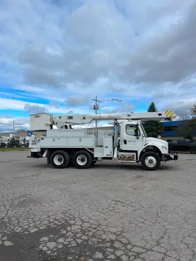 2015 Freightliner Altec AM855-MH - 4501 8.9L Cummins Diesel 6x4 Automatic 117,000 60ft Working Heigh...