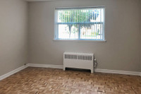 SPACIOUS 2 BEDROOM APARTMENT FOR RENT IN SARNIA! SELECT APARTMENTS FULLY REVITALIZED WITH PREMIUM UP... (image 3)