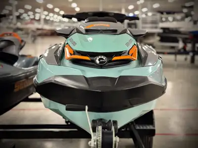APPLY NOW: https://www.ridecollective.ca/get-pre-approved The 2023 Sea-Doo Wake Pro 230 is a high-pe...