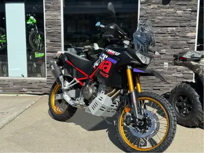 APRILIA TUAREG RALLY 660 2026 Moteur 2 cylindres parallèle 659cc Refroidi par liquide 80hp 51 lb-ft...