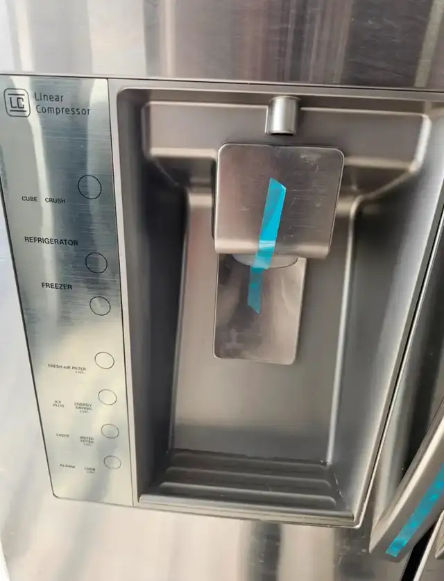 CAN DELIVER LG 36" Stainless Steel French Door Fridge Freeze in Refrigerators in Hamilton - Image 5