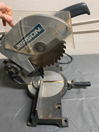 Jepson mitre saw / scie a onglet