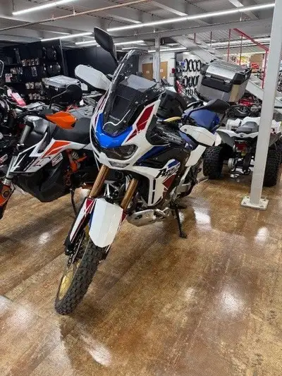 ***FINANCING AVAILABLE!!!*** Call in to Riverside Honda & Ski-Doo today at 780-458-7227 or check onl...