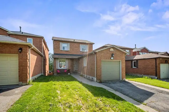 Perfect Place to Start! in Houses for Sale in Oshawa / Durham Region - Image 2
