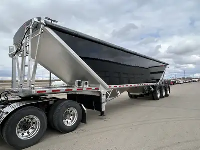 Grain Trailer 45' length 102" Width Exterior 98" Width Interior 82" Wall Height 142" Overall height...