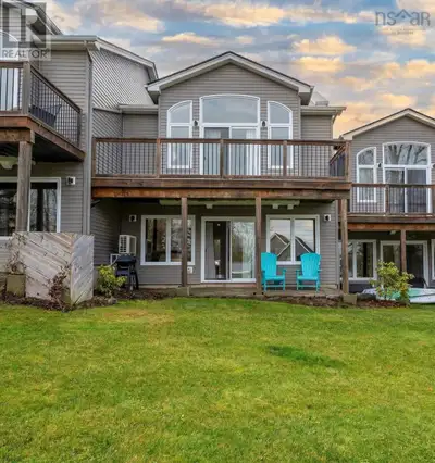 Welcome to 3-199A Stewart Road. Embrace the simplicity of maintenance-free living with this stunning...