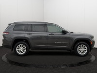 This 2025 Jeep Grand Cherokee L Laredo has the following options Cloth Seats, Power Sunroof, Remote... (image 5)