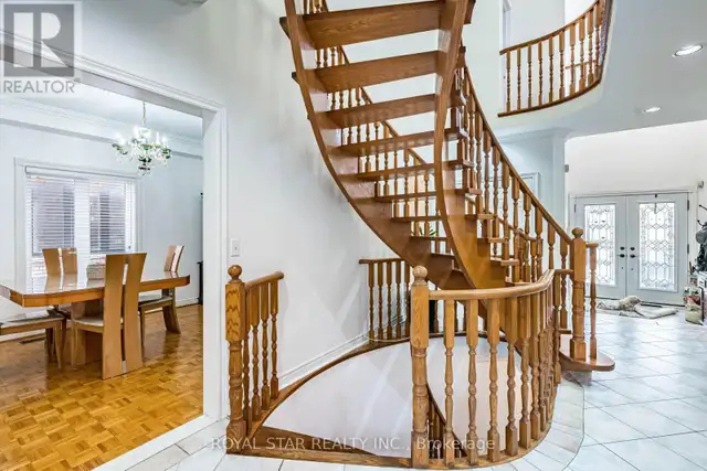 40 OAKDALE ROAD Vaughan (Maple), Ontario in Houses for Sale in Markham / York Region - Image 38