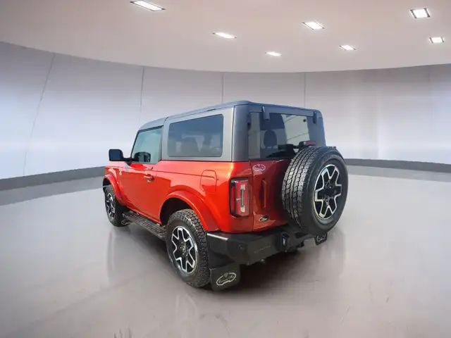Ford Bronco Outer Banks 2022571064711990497286