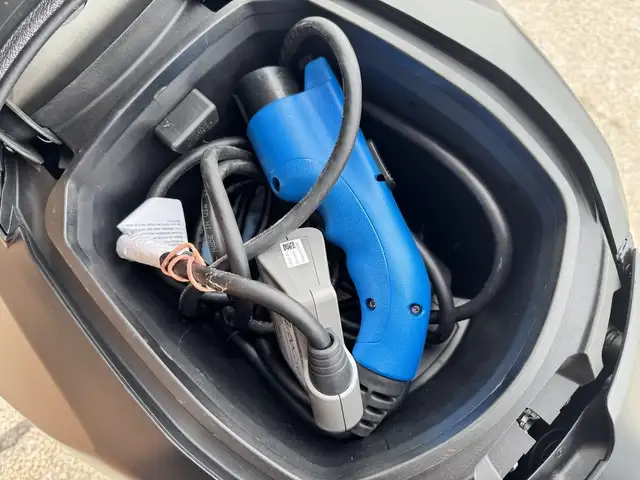 2021 Zero Motorcycles SR/S SRS ZF 14.4 **LIKE NEW** in Street, Cruisers & Choppers in Markham / York Region - Image 21