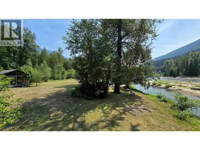 6 Highway Lot# B Crescent Valley, British Columbia in Land for Sale in Nelson - Image 32
