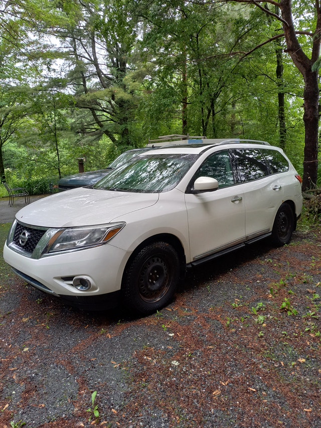 Nissan Pathfinder 2013 — photo 2