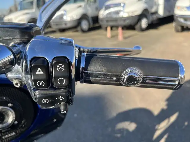 2017 harley-davidson FLHXS Street Glide Motorcycle in Cargo & Utility Trailers in Richmond - Image 23