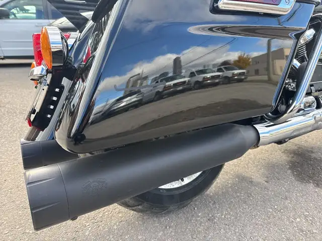 2019 Harley-Davidson Road King ~ ROAD KING ~ 107CI ~ V&H PIPES ~ in Sport Touring in City of Toronto - Image 13