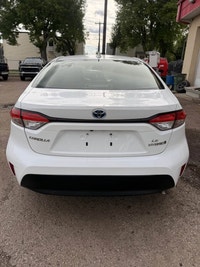 **CARS TRUCKS SUV 4X4 VAN AWD EDMONTON FINANCING AVAILABLE EASY FINANCING ** 2023 TOYOTA COROLLA LE... (image 7)