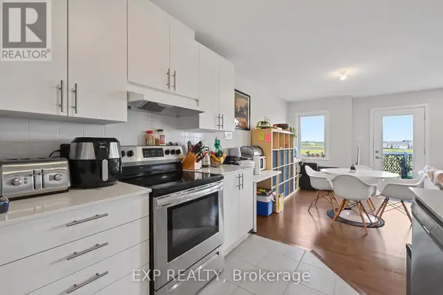 6323 PERTH STREET Ottawa, Ontario in Houses for Sale in Ottawa - Image 32