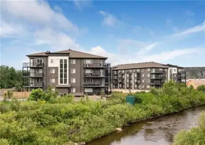 *** FOR RENT *** 1313-7901 King St ** INCENTIVE OFFERED - last month 1/2 rent on a 1 year lease ** A...