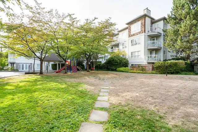 201 10186 155 STREET Surrey, British Columbia in Condos for Sale in Delta/Surrey/Langley - Image 28