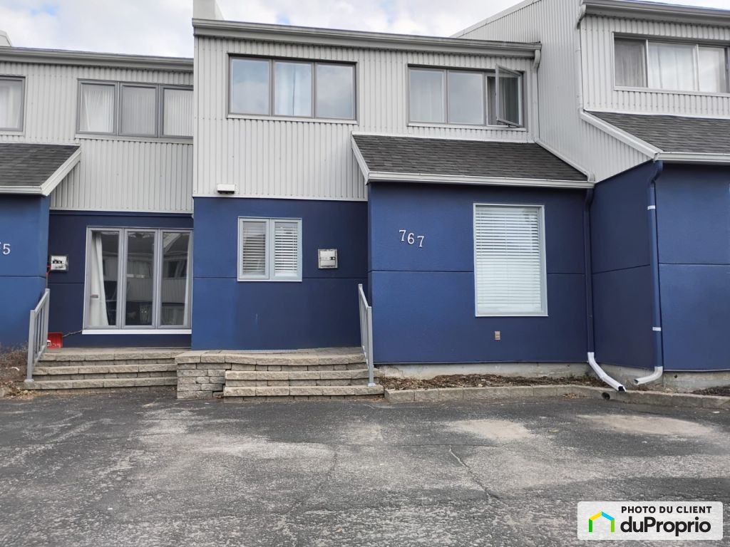 $425,000 - Townhouse for sale in Ste-Foy — photo 1