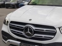 One Owner, Accident Free, Only Dealer Maintained And All The Right Boxes Checked Off. Premium Packag... (image 7)