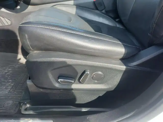 2017 Ford Edge Titanium5257671575876608011